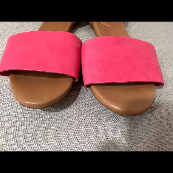 Breckelle’s Women’s Open Toe Flats/Sandals size 8 - Picture 11 of 11